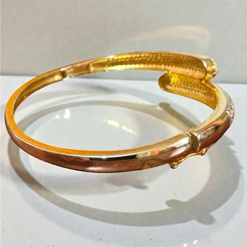 PAVÉ DOME CRYSTAL GOLD TWO-TONE BANGLE BRACELET. NWOT. - Picture 5 of 14